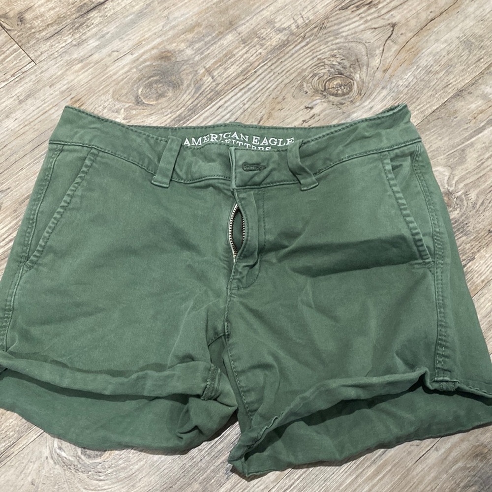 Green American Eagle shorts